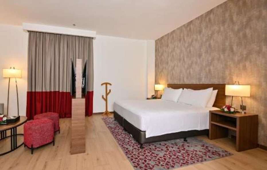 Comfort Hotel Jeddah King Road
