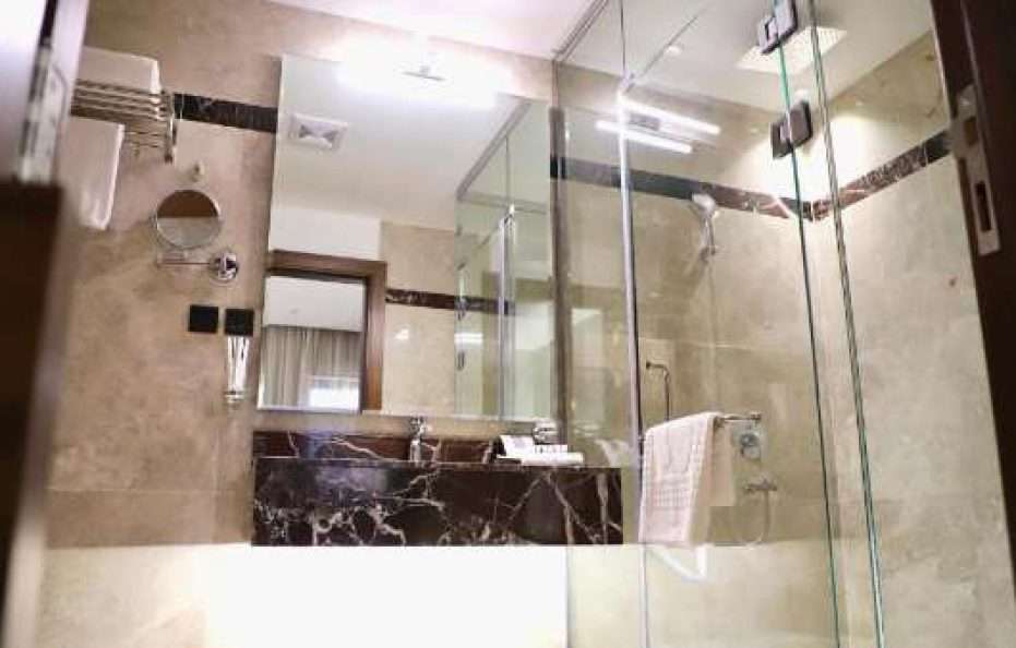 Suite with Pool View