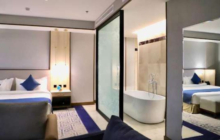 Five Seasons Hotel