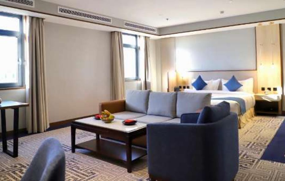 Five Seasons Hotel