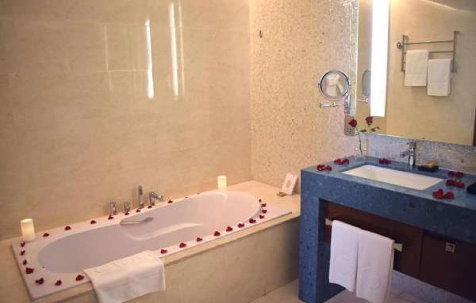 Rosh Rayhaan by Rotana