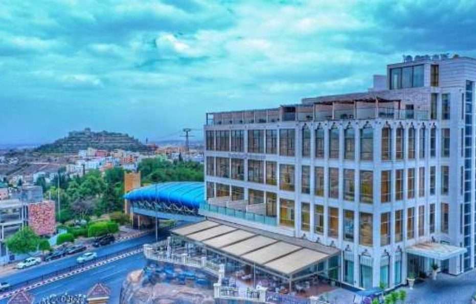 Sarwat Park Hotel