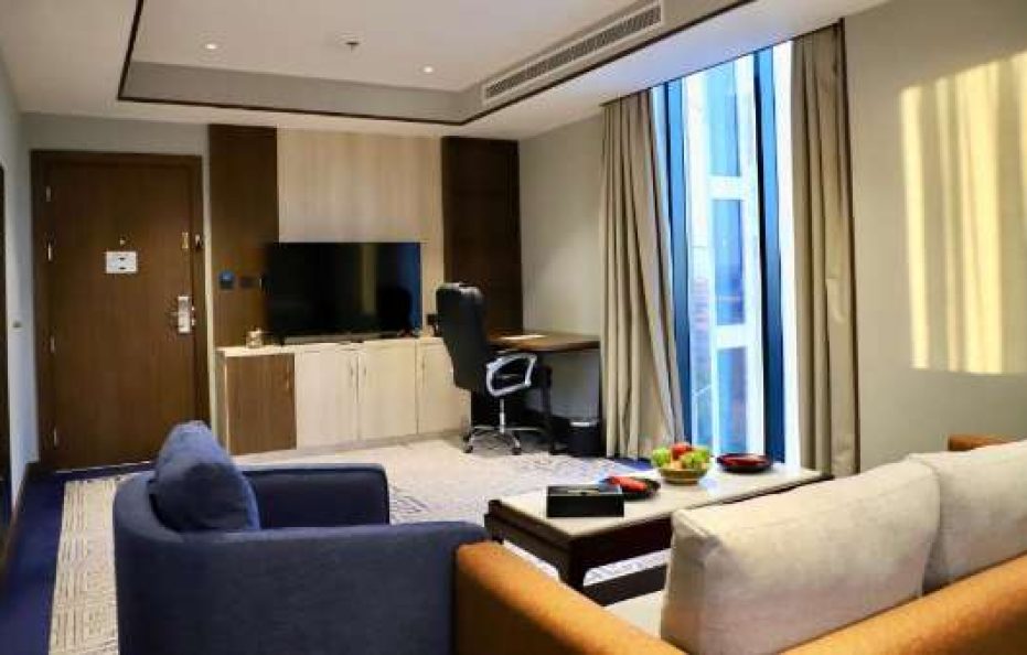 Five Seasons Hotel