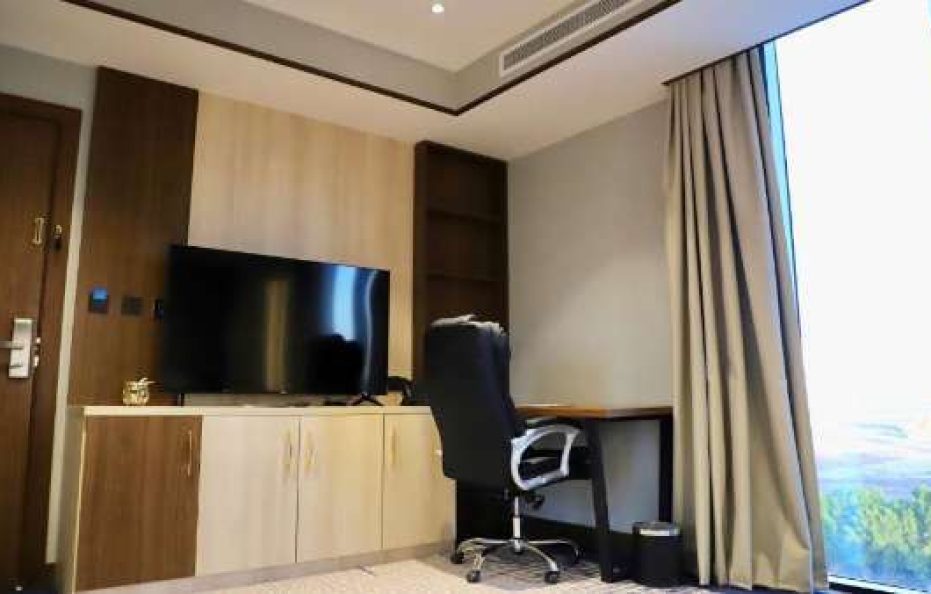 Five Seasons Hotel
