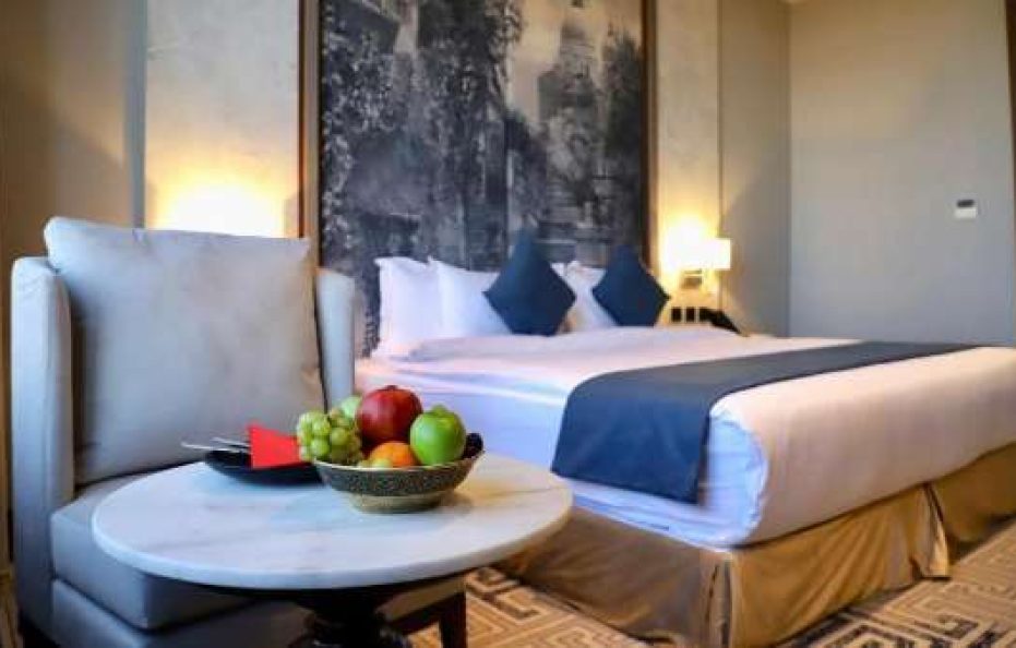 Five Seasons Hotel