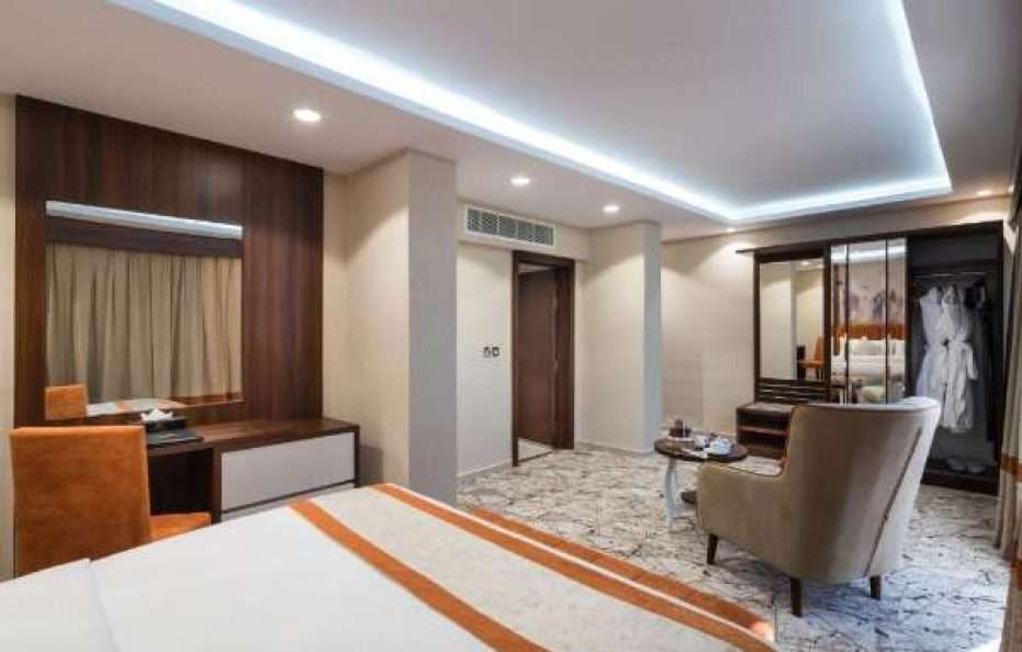 Tulip Plaza Hotel-Sakaka