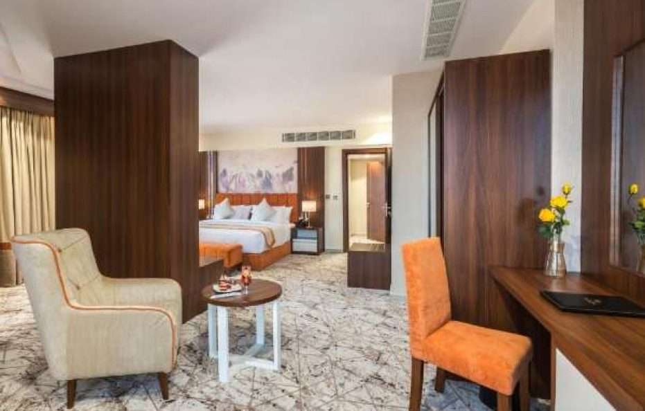Tulip Plaza Hotel-Sakaka