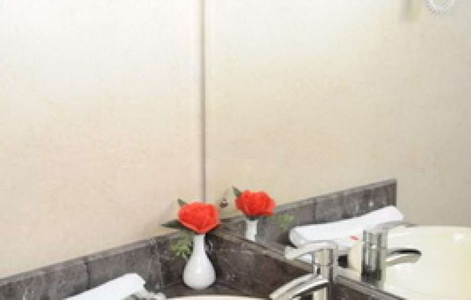 Rose Oasis Hotel