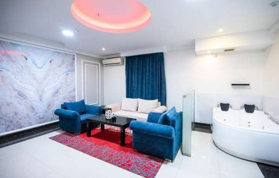 Rose Oasis Hotel