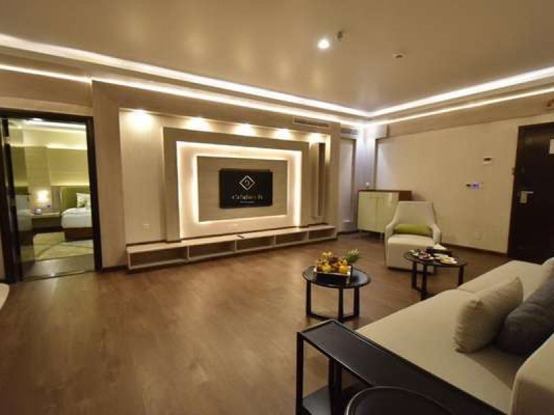 Executive Suite with City View